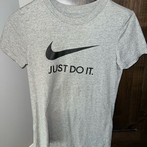 Nike T-shirt